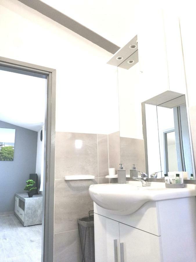 Apartments Regi ميدولين المظهر الخارجي الصورة